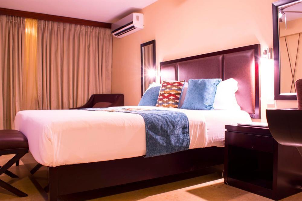 เบสต์ เวสเทิร์น พลัส แอคครา บีช โฮเต็ล Hotel Teshie ภายนอก รูปภาพ