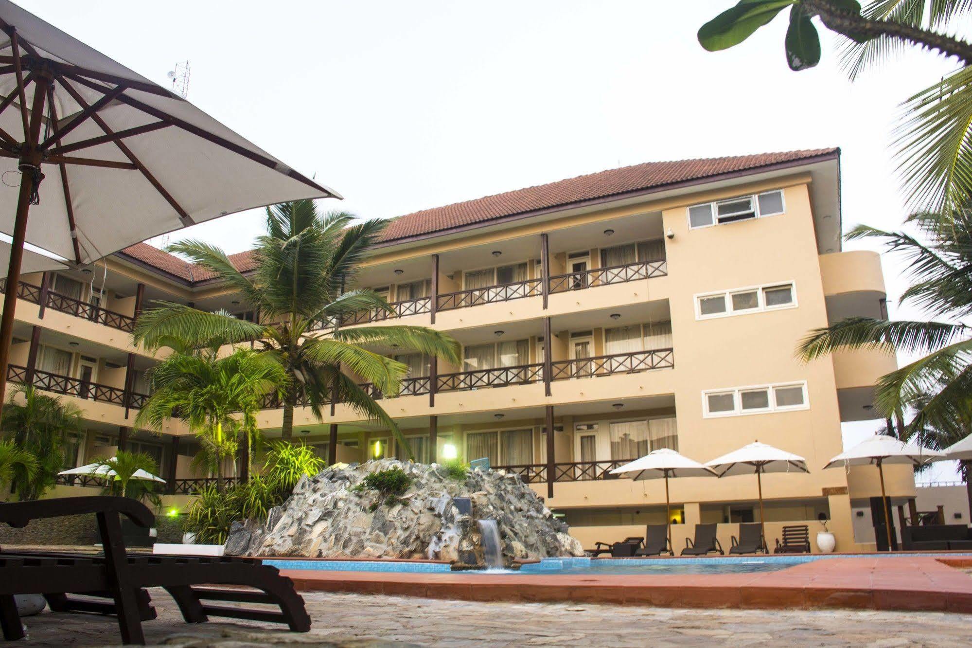 เบสต์ เวสเทิร์น พลัส แอคครา บีช โฮเต็ล Hotel Teshie ภายนอก รูปภาพ