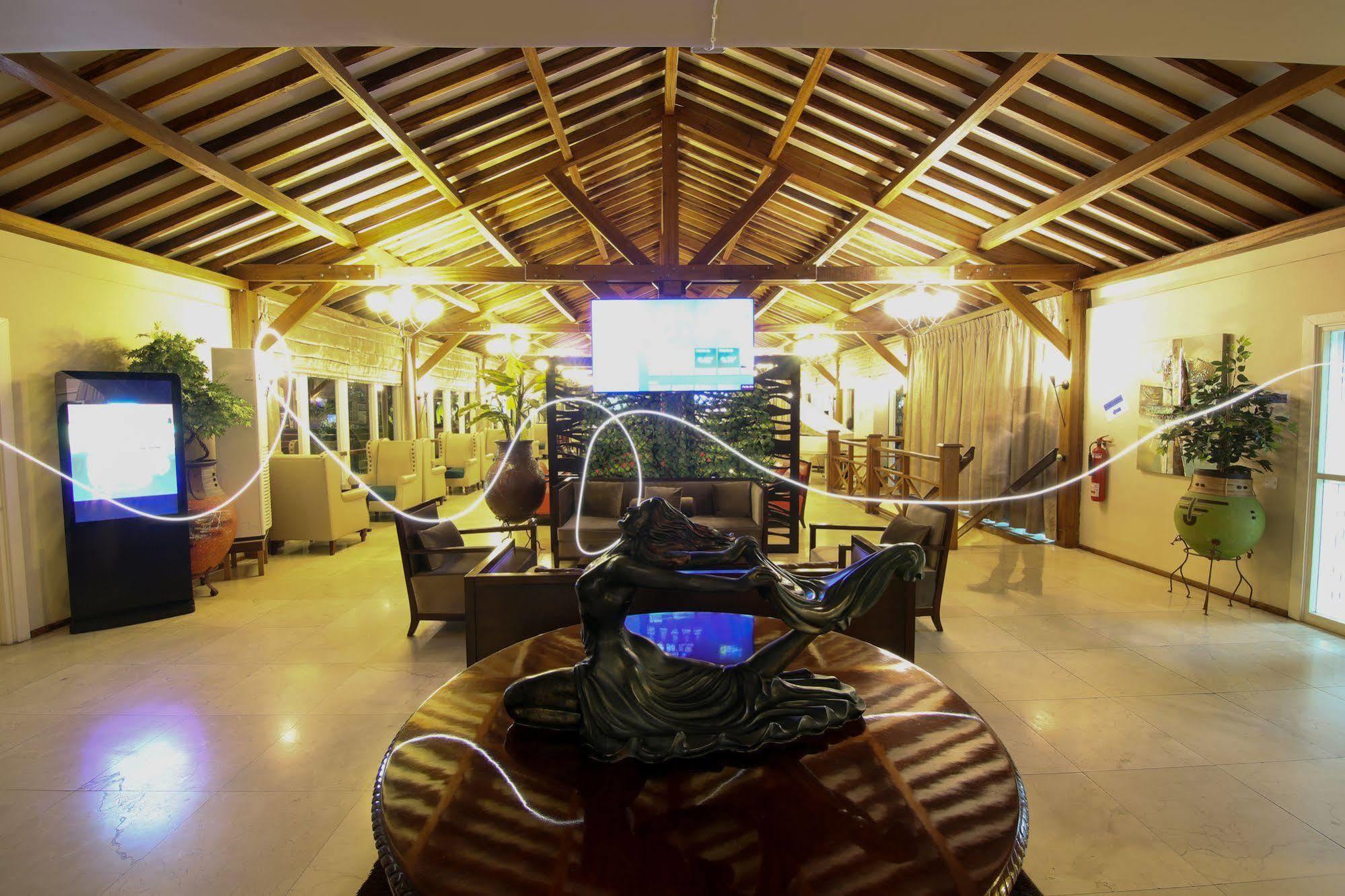 เบสต์ เวสเทิร์น พลัส แอคครา บีช โฮเต็ล Hotel Teshie ภายนอก รูปภาพ