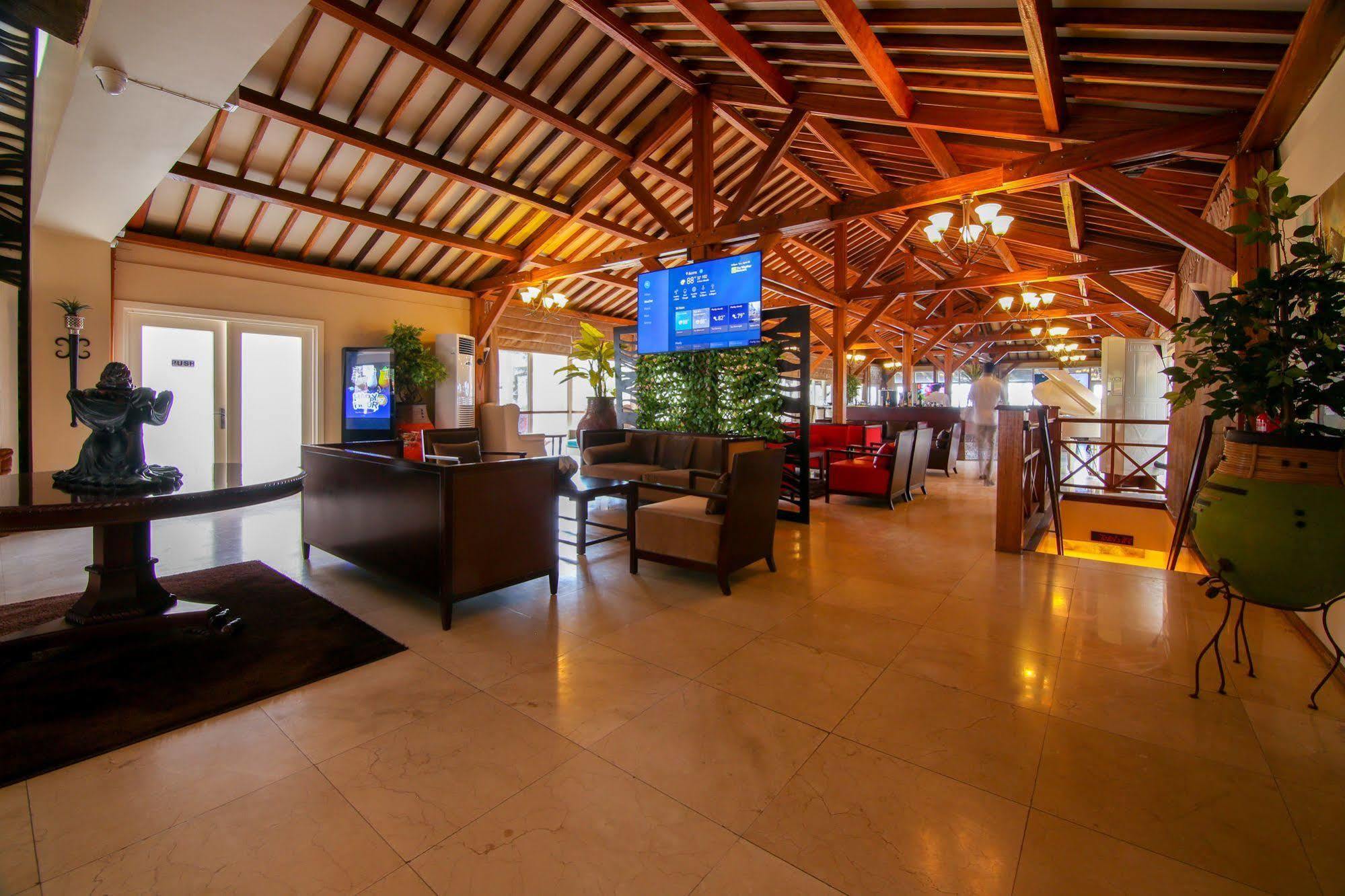 เบสต์ เวสเทิร์น พลัส แอคครา บีช โฮเต็ล Hotel Teshie ภายนอก รูปภาพ