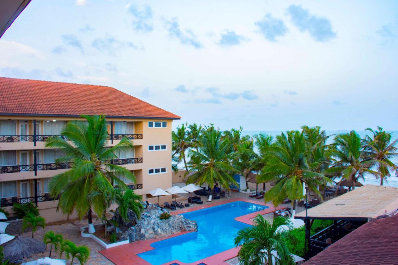 เบสต์ เวสเทิร์น พลัส แอคครา บีช โฮเต็ล Hotel Teshie ภายนอก รูปภาพ