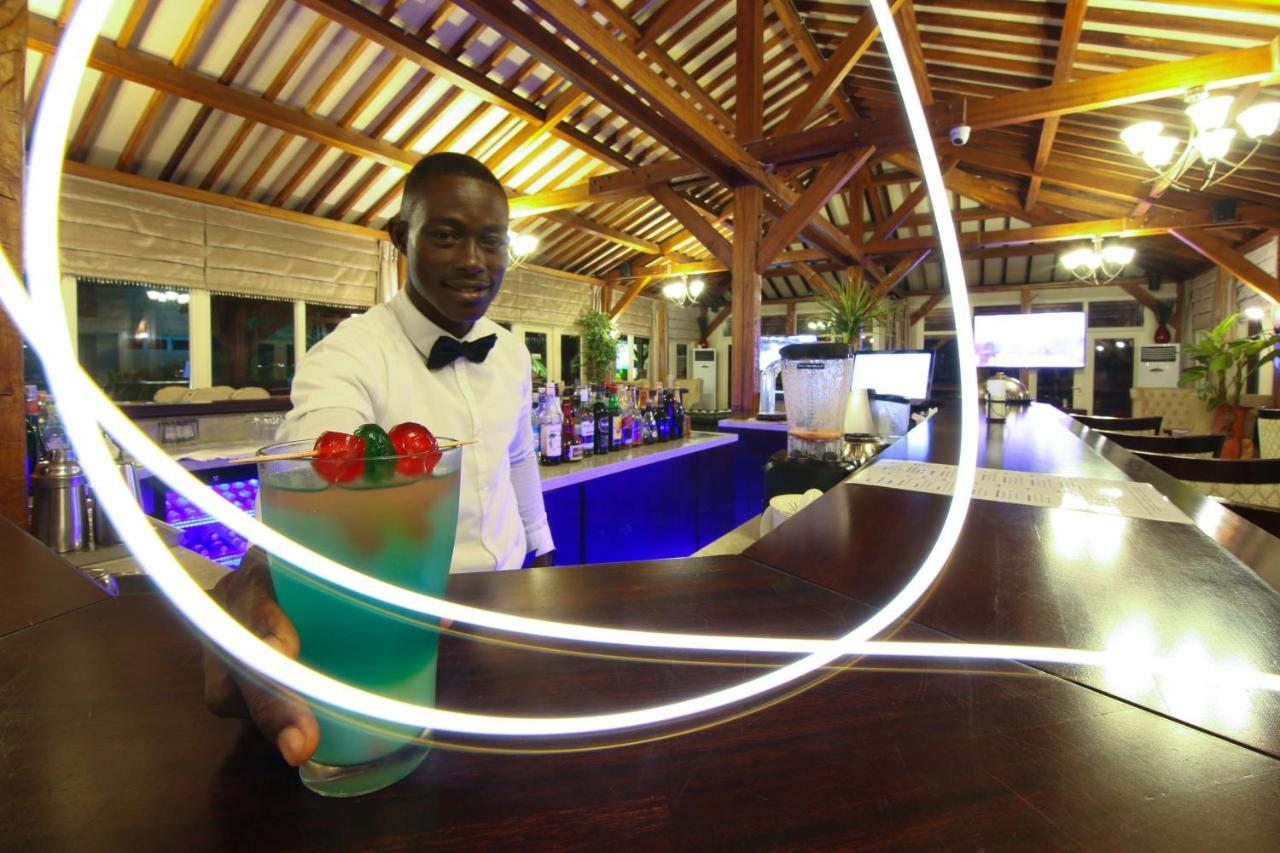 เบสต์ เวสเทิร์น พลัส แอคครา บีช โฮเต็ล Hotel Teshie ภายนอก รูปภาพ